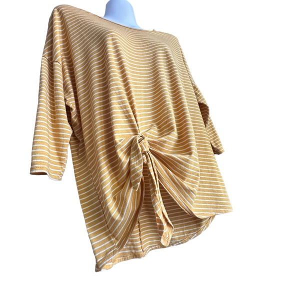 Perceptions Yellow and White Striped Front Side Knot 3/4 length T-Shirt Size L - Picture 6 of 7